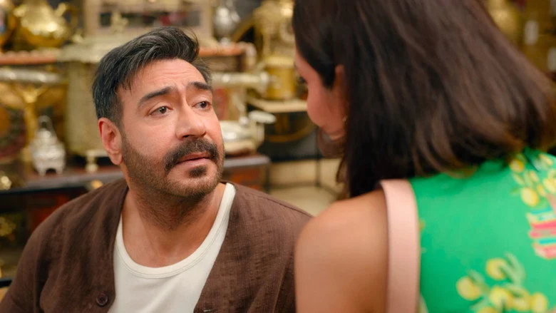 Dhamaal 4 - Direction and Screenplay: A Linear Chase With No Escalation